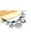 Collier plateaux gris perles noires 