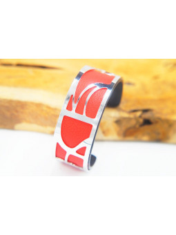 Bracelet fantaisie métal argent fond rouge 