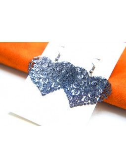 Boucles d'oreilles coeurs arabesques noires 