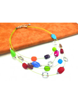 Collier perles multicolores câbles verts 