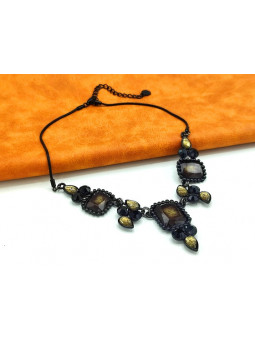 Collier pierre sombre strass chaine noire 